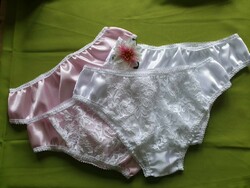 Fen49 - women's underwear - traditional style satin panties with a lace front