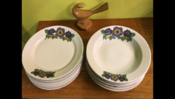 Flat and deep plates with Alföldi hippie pattern
