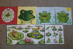 5 napkin frogs