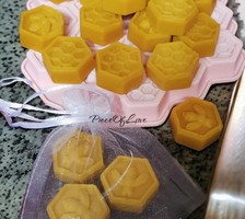 Bee scented wax
