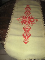 Beautiful embroidered cross-stitch crochet edge woven tablecloth runner