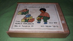 Régi román játék fa építőkocka szett dobozával 26 x 21 x 6 cm a képek szerint
