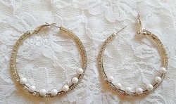 Pearl hoop earrings with stones
