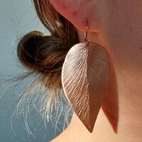 Leaf earrings in red copper