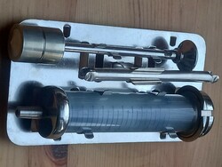 Medical Tool/Medical Office Decor/Vintage Injection Device (10 ml) in Metal Box