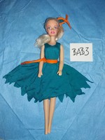 Retro beautiful barbie-like doll, according to the pictures, bean 3