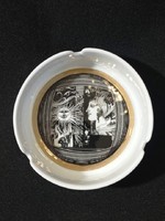 Hollóházi Szász Endre porcelán hamutartó a Napfény c. alkotásából