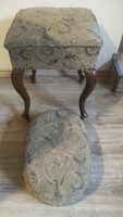Neo baroque seat/pouf and footrest