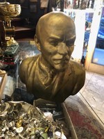 Lenin mellszobor kerámiából, antik, 25 x 20 cm-es nagyságú.