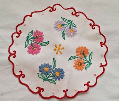 Embroidered floral handwork porcelain, 27 cm under decorative object.