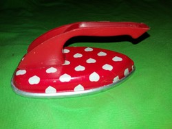 Lemezarugyár plate toy heart-shaped metal iron for small housewives and collectors as shown in the pictures