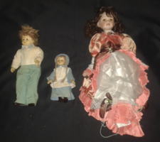 3 ceramic dolls