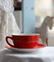 Zsolnay porcelán, piros teás csésze szett, ritka forma és színezés