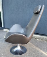 Leather swivel armchair