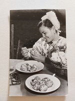 Retro képeslap húsvéti 1966 fotó levelezőlap tojásfestés