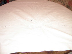 Beautiful flower bed sheet with hole embroidery