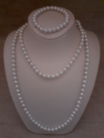 Retro beautiful condition long knotted long tekla pearl necklace with matching bracelet