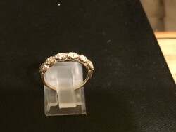 Yellow gold ring with small stones
