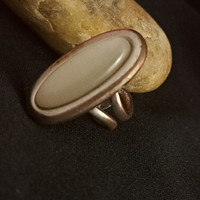 Macskaszemgyűrű 1,3 cm-es gyöngy.