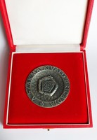 "A Vállalat Kiváló Brigádja", Szocialista Brigád kitüntetés, ezüstözött emlékplakett