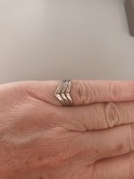 Eladó régi ezüst kézműves gyűrű viktória mintás!