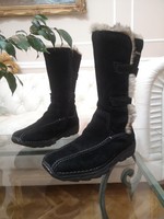 Tamaris 37-es vízállói nubukbőr csizma duo-texes fekete hasított bőr