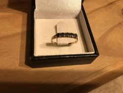 Yellow gold ring with real sapphires