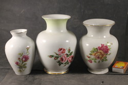 Virágos porcelán vázák 533