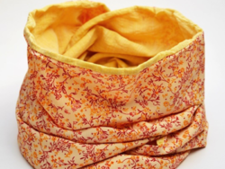 Women's round scarf / scarf with burgundy-mustard print