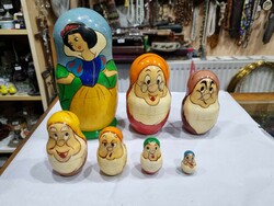 Snow White and the Seven Dwarfs matryoshka figures
