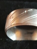 Jelzett 925-ös ezüst uniszex vésett, mutatós karika gyűrű