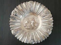 A special old silver bowl with a rich pattern, 814 gr