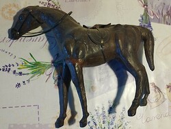 Ló szobor