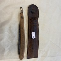 Antique wooden handle razor