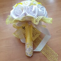 Wedding mcs15 - bridal bouquet of snow-white and yellow satin roses