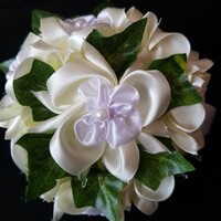Wedding mcs12 - 17x21cm bridal bouquet of cream and pearly white flowers