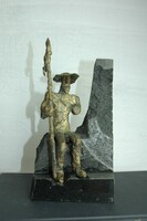 Don qujiote - bronze statue