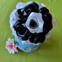 Wedding mcs27 - bridal bouquet of black and white satin roses
