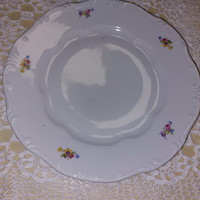 Zsolnay's popular floral porcelain flat plates