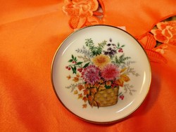 Kaiser porcelán virág mintás kicsi tál, tányér
