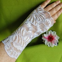 Wedding kty21 - self-made 19 cm sleeveless snow-white lace gloves