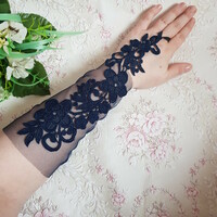 Wedding kty86 - embroidered dark blue lace gloves that can be hung on 26cm fingers