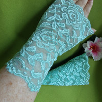 Wedding kty31 - self-made 18 cm sleeveless mint green lace gloves
