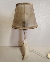 Faragott kínai csont figura talpú asztali lámpa faragás antik pergamen bőr lámpaernyő csontfaragás