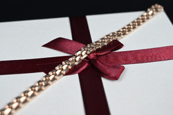 Wonderful 14k gold bracelet and chain