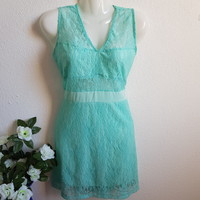 New L size turquoise lace dress, sleeveless casual mini dress