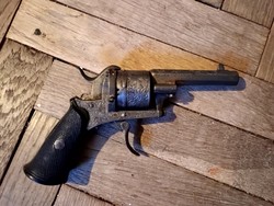 Lefaucheux revolver