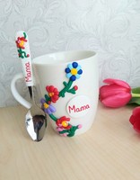 Floral mug and teaspoon set