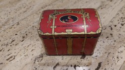 Swee-touch-nee-tea tin box
