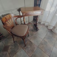 Antique desk with an open top and a thonet-style chair